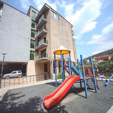 Under The Mountain Apartment Tbilisi Ngoại thất bức ảnh